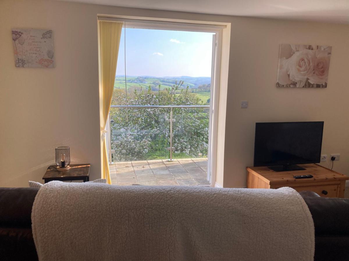 East Hillerton House Guest House Crediton Exterior foto